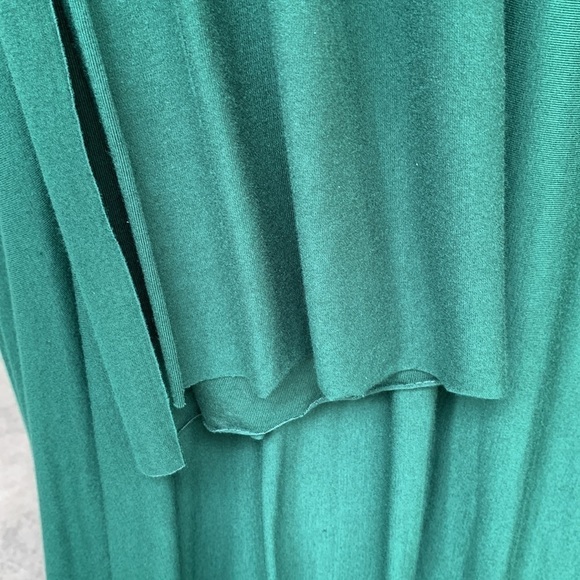 Lulu’s halter maxi formal gown for New Year’s Eve or garden party multiple use. - Picture 11 of 16